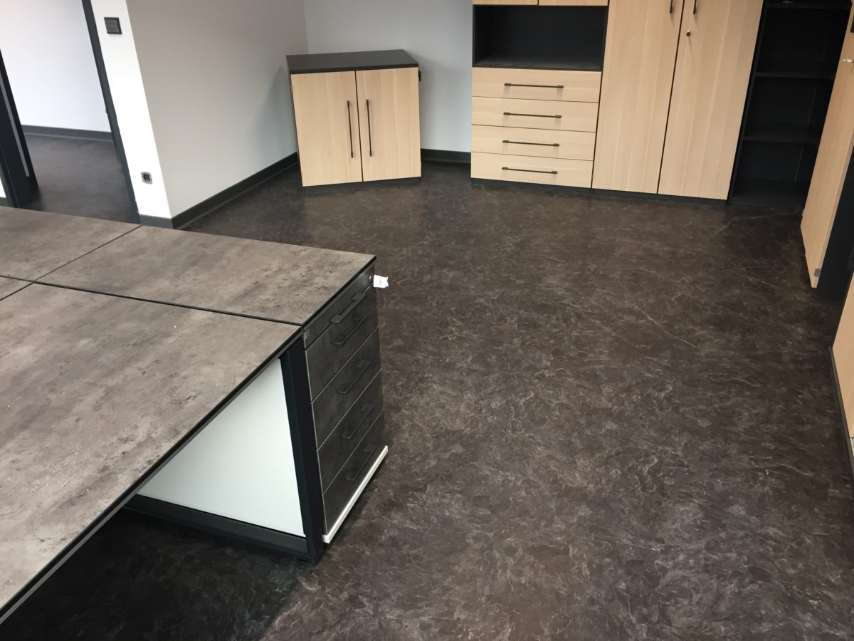 Decorative Module Tile Tile for shop for a quick and easy installation without closing!
