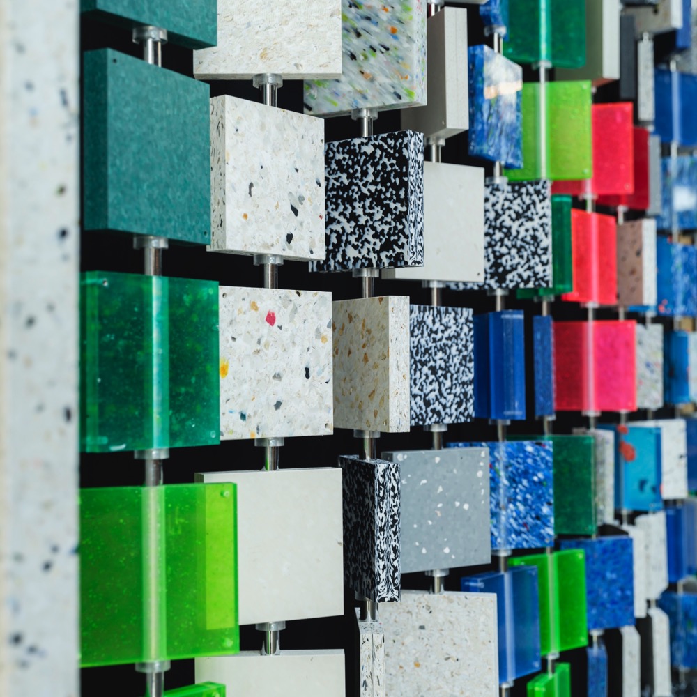 Stand Polygood® - Materials & Light - décoration plastique recyclé